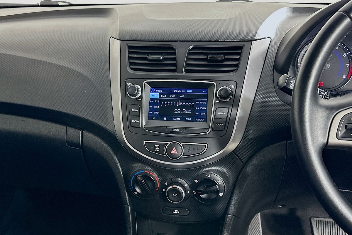 2017 Hyundai ACCENT SPORT RB5