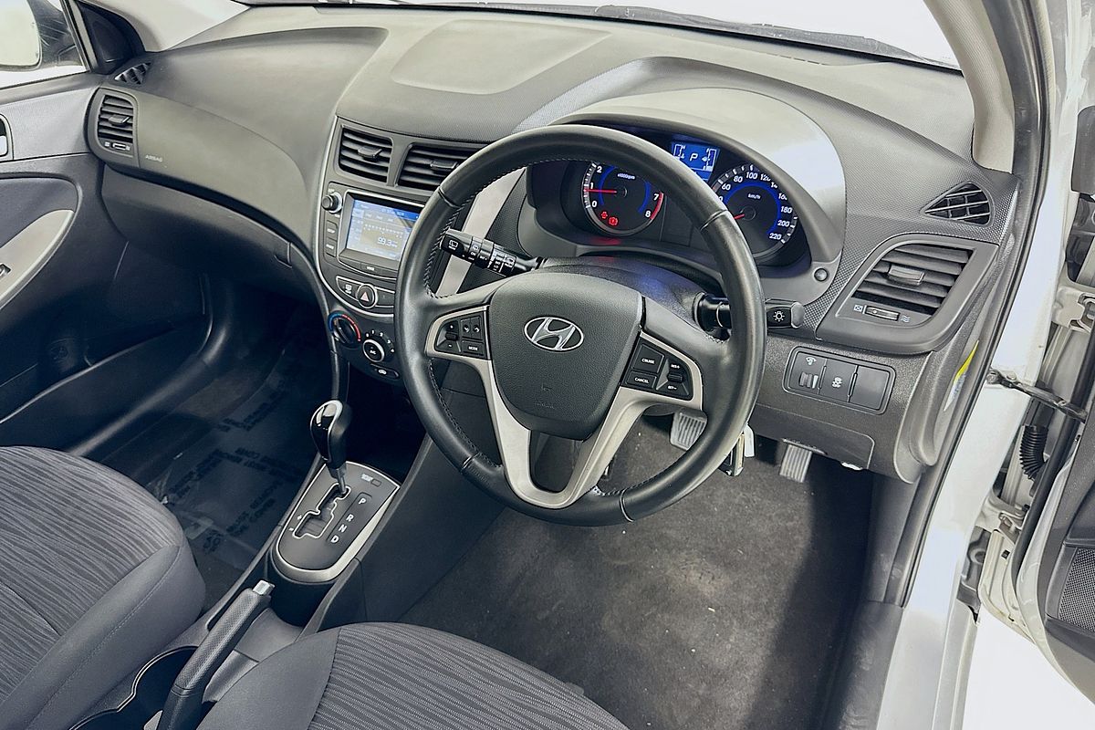 2017 Hyundai ACCENT SPORT RB5
