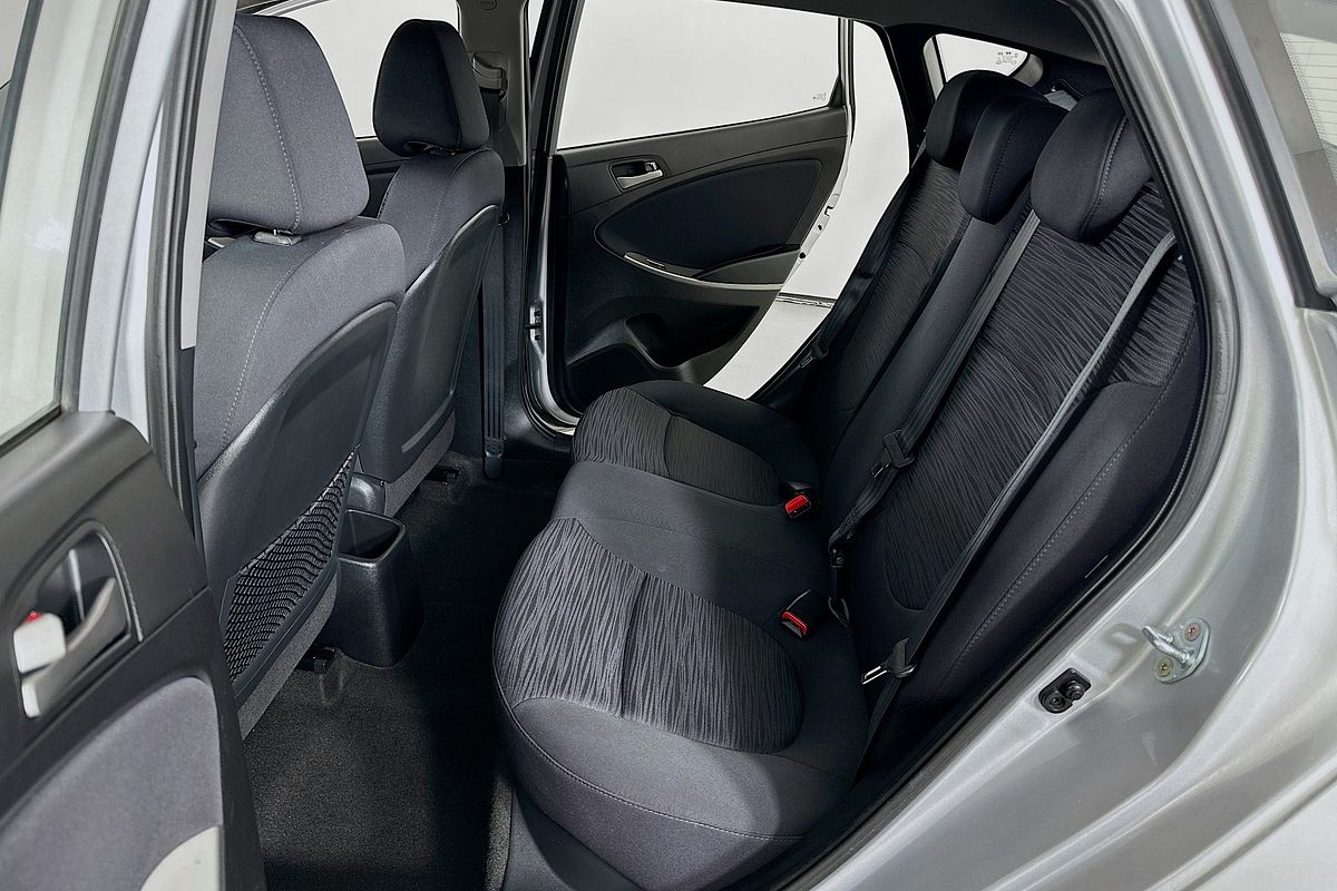 2017 Hyundai ACCENT SPORT RB5