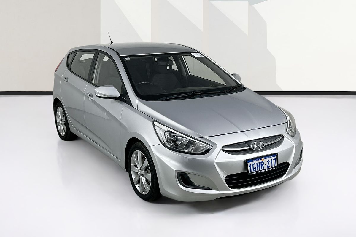 2017 Hyundai ACCENT SPORT RB5
