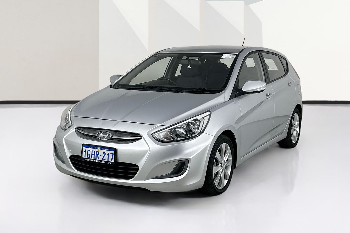 2017 Hyundai ACCENT SPORT RB5