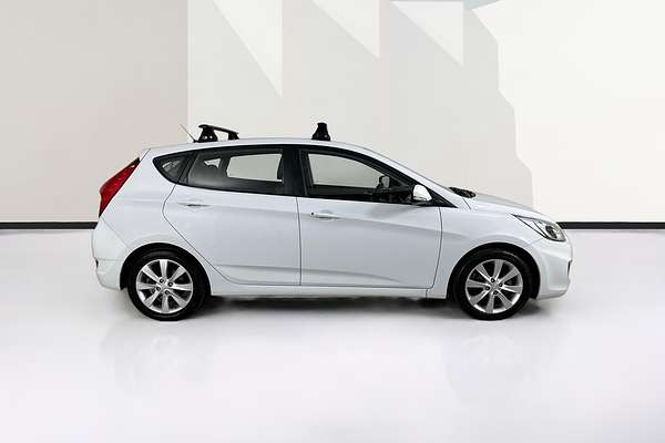 2019 Hyundai ACCENT SPORT RB6 MY19