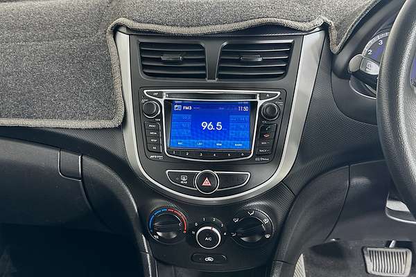 2013 Hyundai ACCENT ACTIVE RB