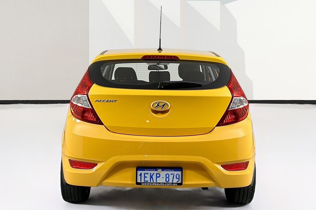 2013 Hyundai ACCENT ACTIVE RB