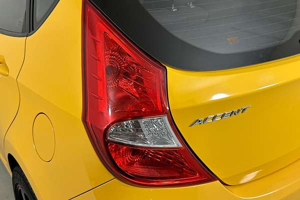 2013 Hyundai ACCENT ACTIVE RB