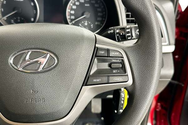 2018 Hyundai ELANTRA ACTIVE 2.0 MPI AD MY18