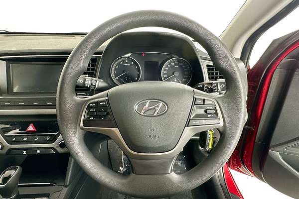 2018 Hyundai ELANTRA ACTIVE 2.0 MPI AD MY18