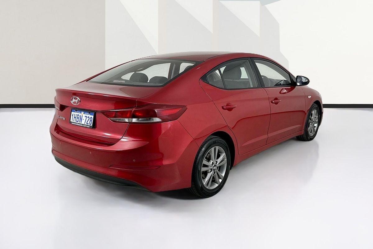 2018 Hyundai ELANTRA ACTIVE 2.0 MPI AD MY18