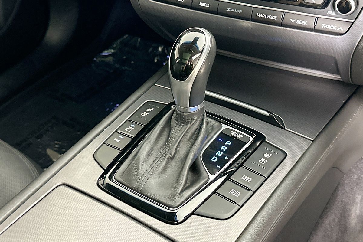 2014 Hyundai GENESIS  DH
