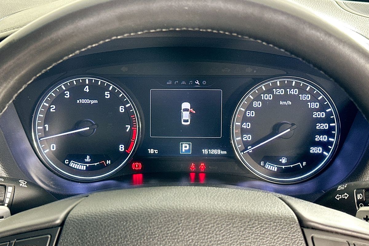 2014 Hyundai GENESIS  DH