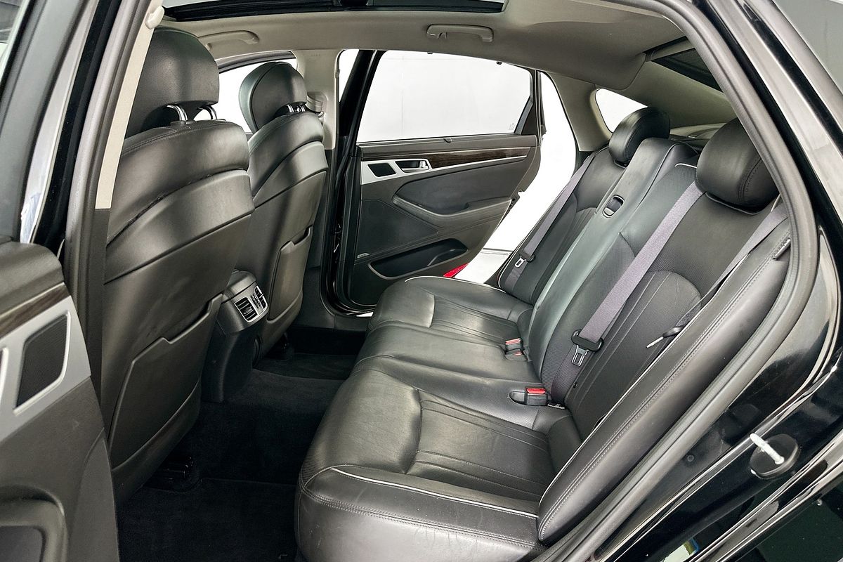 2014 Hyundai GENESIS  DH