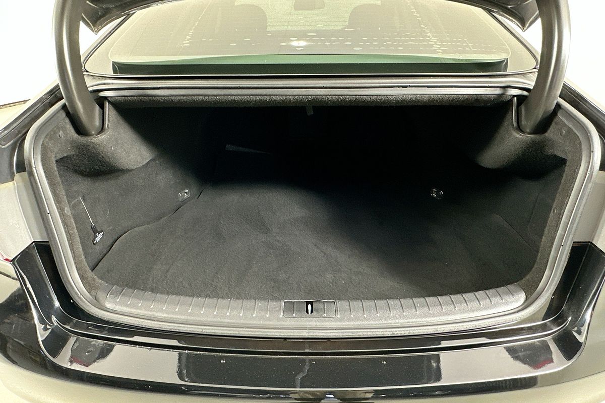 2014 Hyundai GENESIS  DH