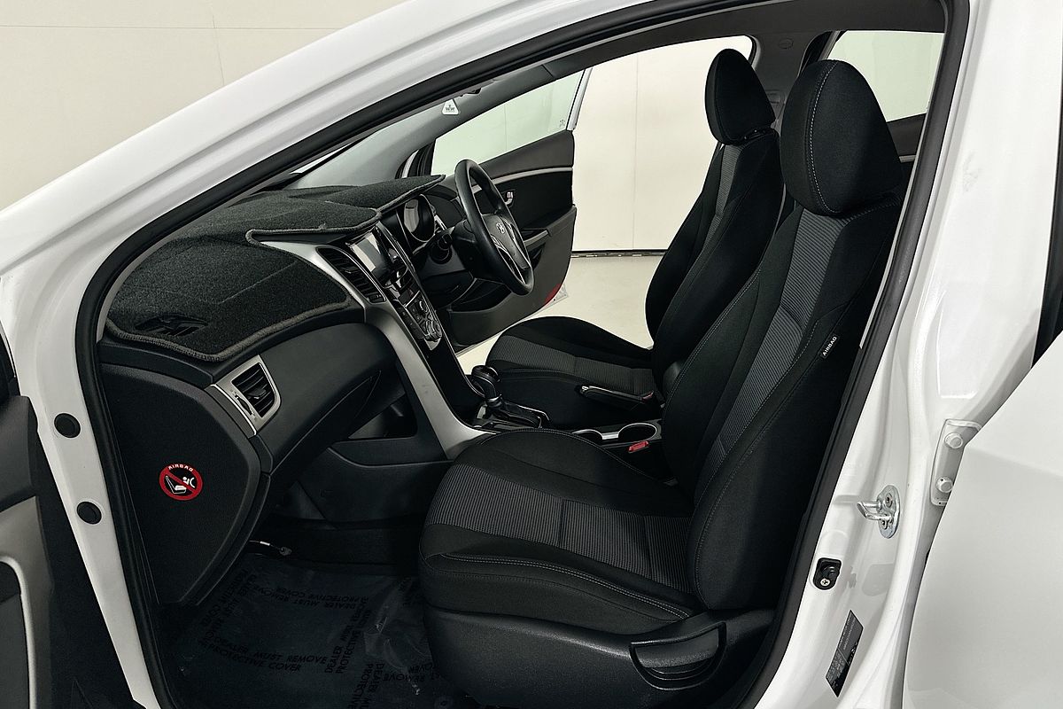 2016 Hyundai i30 ACTIVE 1.6 CRDi GD4 SERIES 2