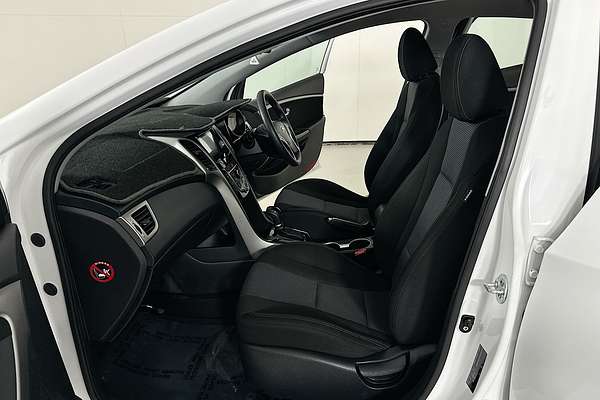 2016 Hyundai i30 ACTIVE 1.6 CRDi GD4 SERIES 2