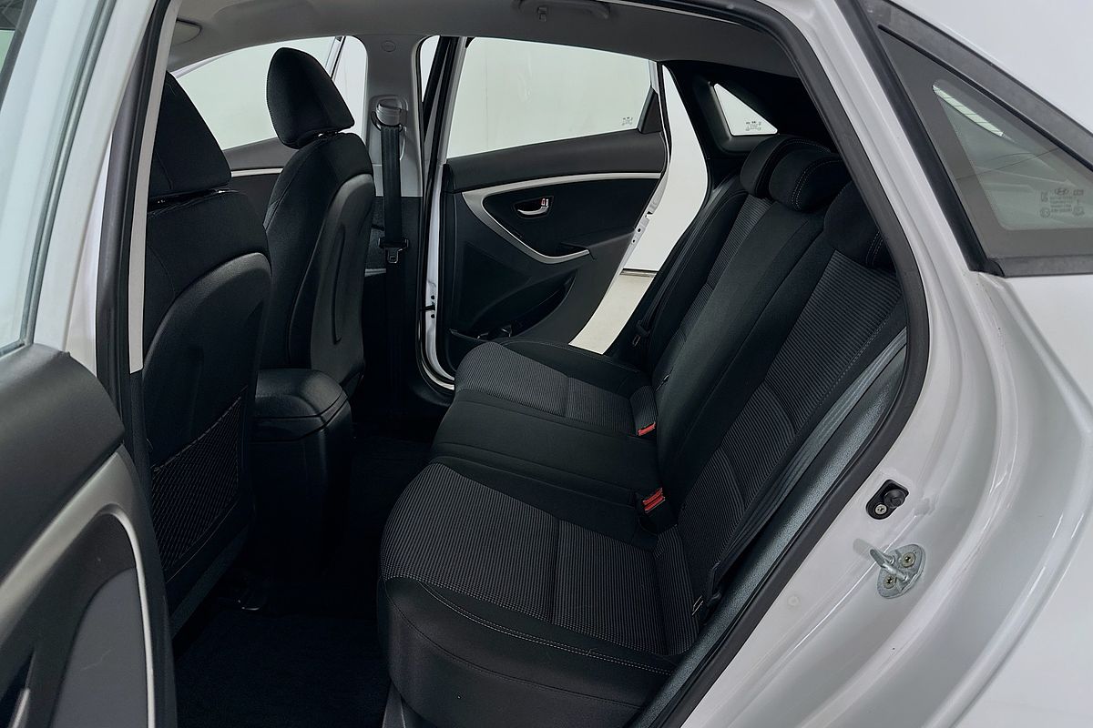 2016 Hyundai i30 ACTIVE 1.6 CRDi GD4 SERIES 2