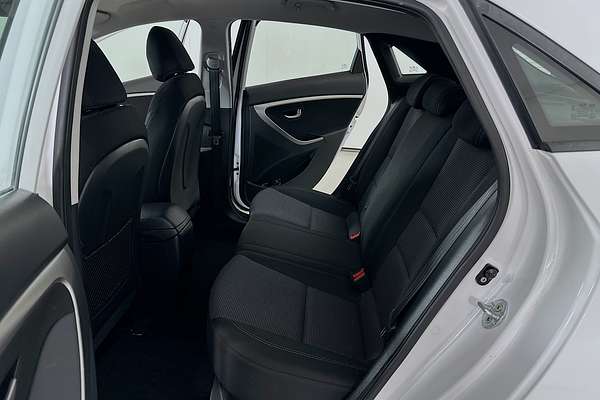 2016 Hyundai i30 ACTIVE 1.6 CRDi GD4 SERIES 2