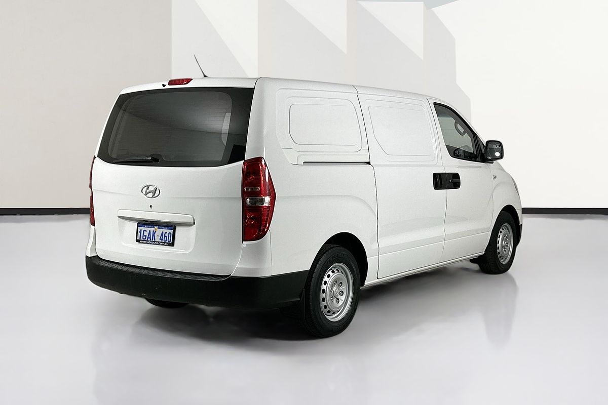 2016 Hyundai iLOAD  TQ SERIES 2 (TQ3)