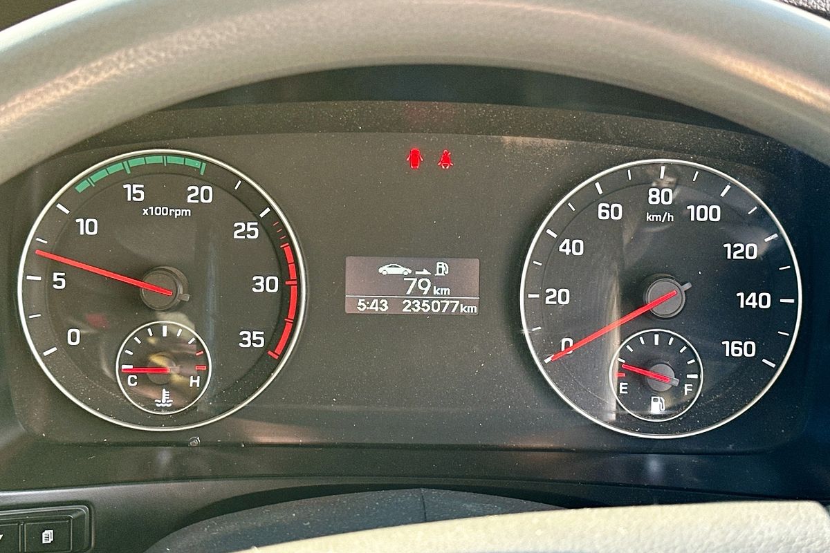 2019 Hyundai Mighty EX8 SUPER CAB FLAT DECK (LWB) QT-2 REAR WHEEL DRIVE