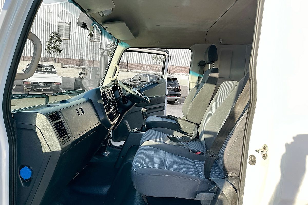 2019 Hyundai Mighty EX8 SUPER CAB FLAT DECK (LWB) QT-2 REAR WHEEL DRIVE