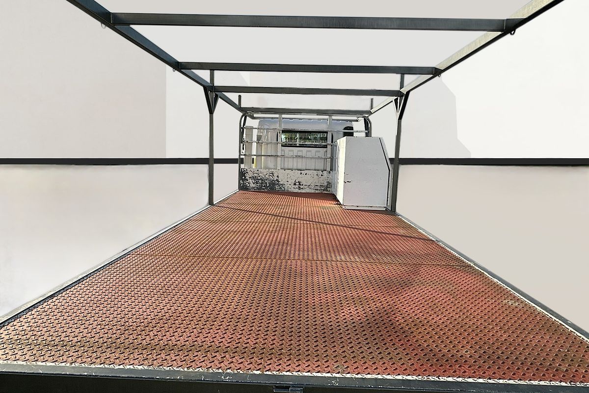 2019 Hyundai Mighty EX8 SUPER CAB FLAT DECK (LWB) QT-2 REAR WHEEL DRIVE