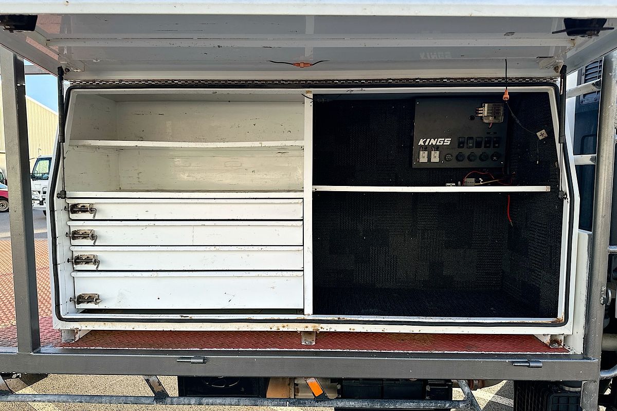 2019 Hyundai Mighty EX8 SUPER CAB FLAT DECK (LWB) QT-2 REAR WHEEL DRIVE