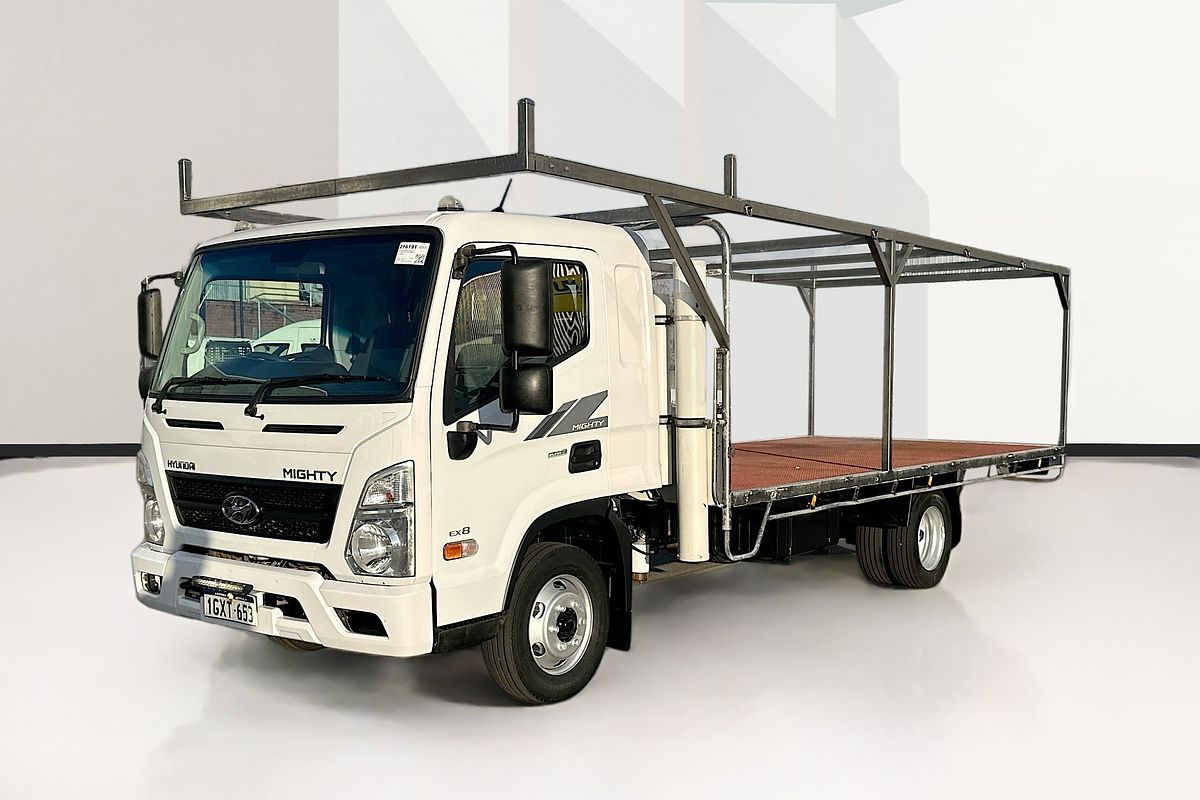 2019 Hyundai Mighty EX8 SUPER CAB FLAT DECK (LWB) QT-2 REAR WHEEL DRIVE