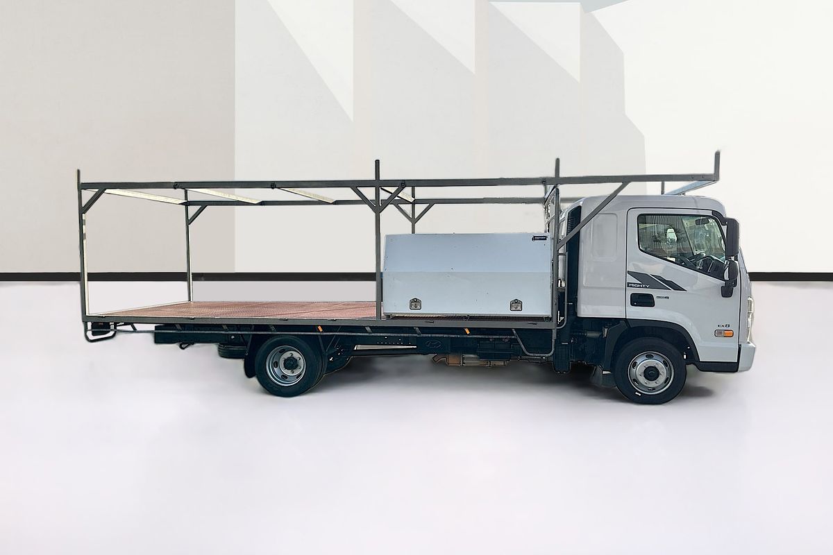 2019 Hyundai Mighty EX8 SUPER CAB FLAT DECK (LWB) QT-2 REAR WHEEL DRIVE