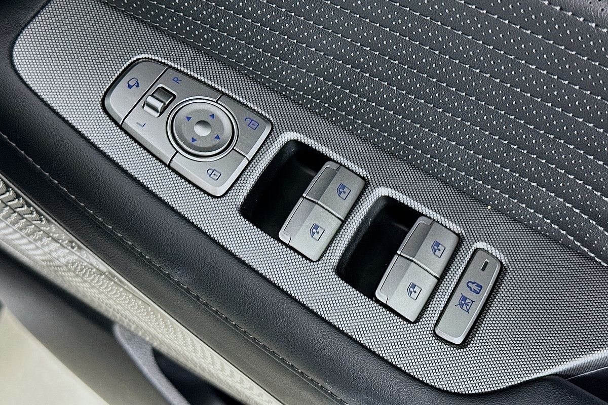 2024 Hyundai PALISADE CALLIGRAPHY BLACK INK (8 SEAT) LX2.V4