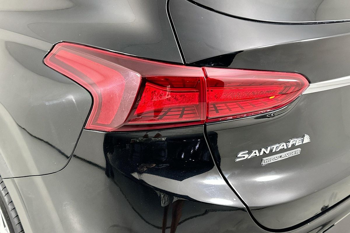 2019 Hyundai Santa Fe Highlander TM.2