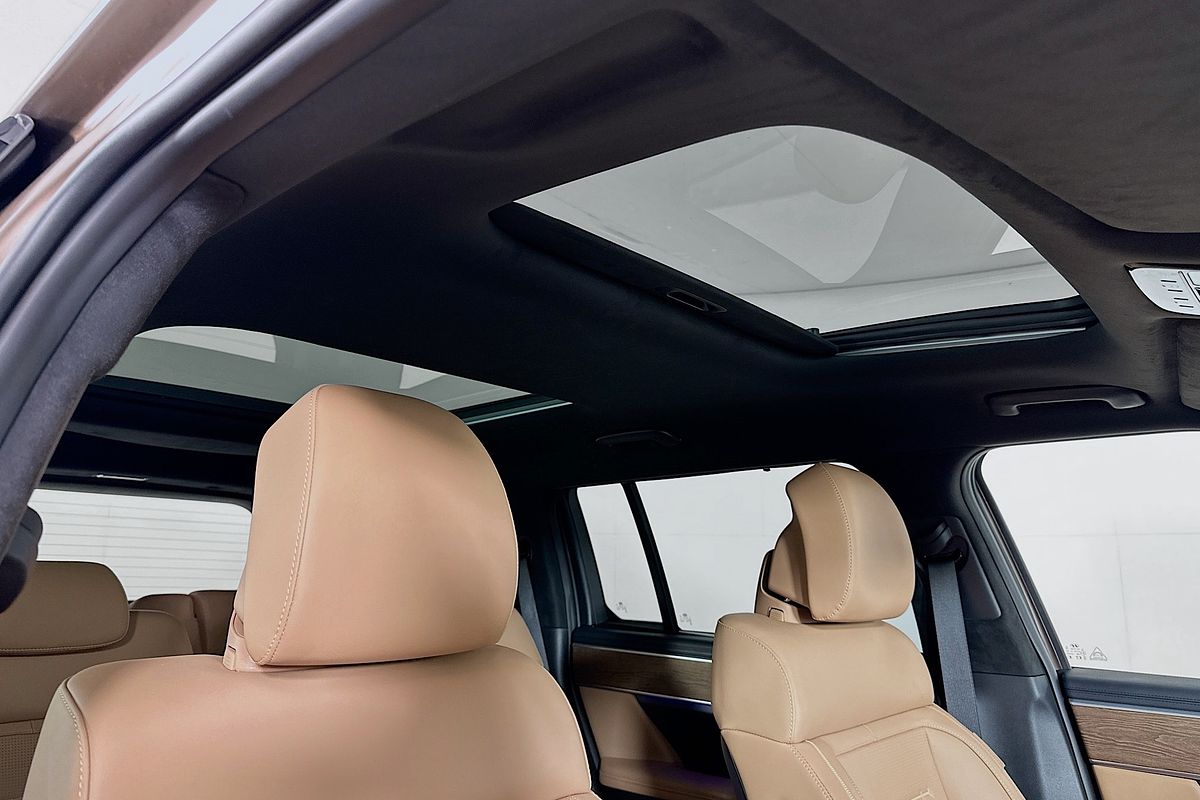 2024 Hyundai Santa Fe CALLIGRAPHY (7 SEAT) (BLK INT) MX5.V1 MY25
