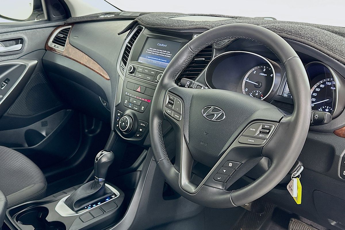 2016 Hyundai Santa Fe Active DM3 Series II