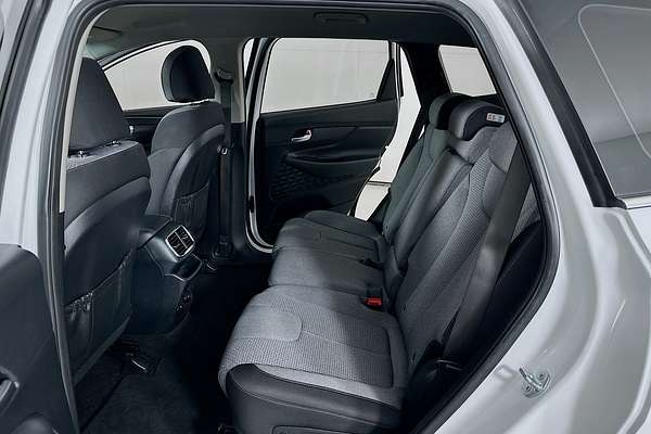 2020 Hyundai Santa Fe Active TM.2
