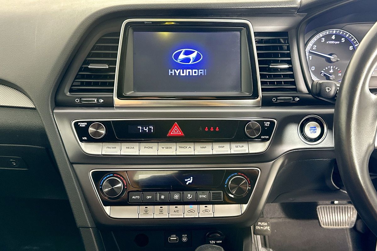 2019 Hyundai SONATA PREMIUM LF4 MY19