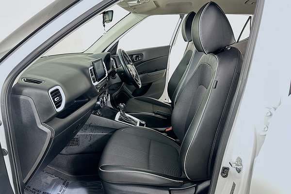 2023 Hyundai Venue ACTIVE QX.V5