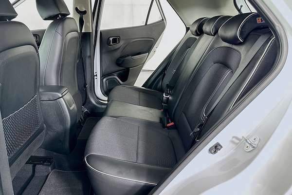 2023 Hyundai Venue ACTIVE QX.V5