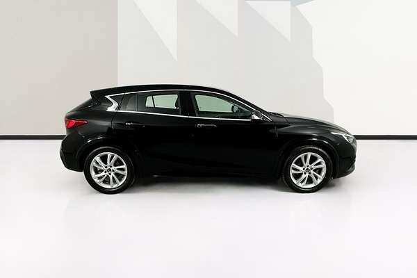 2017 INFINITI Q30 GT 1.6t H15