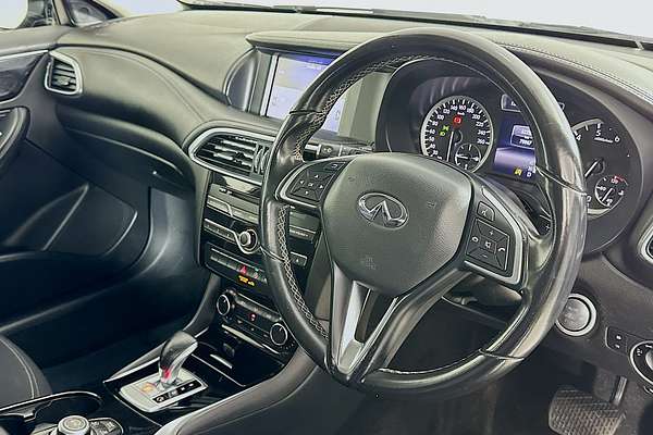 2017 INFINITI Q30 GT 1.6t H15