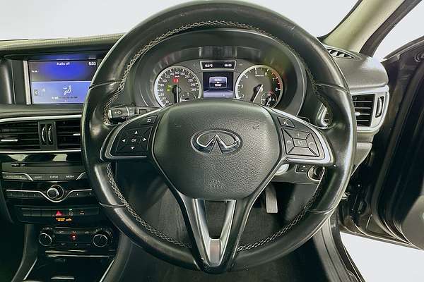 2017 INFINITI Q30 GT 1.6t H15