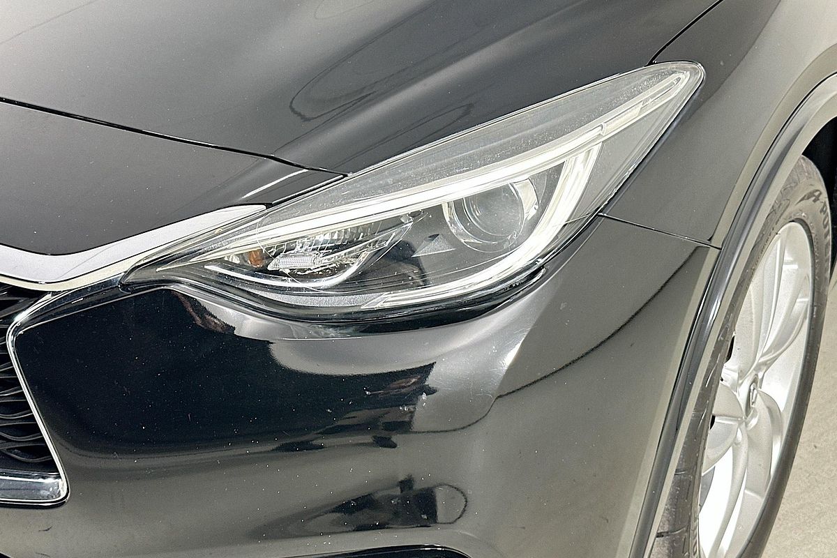 2017 INFINITI Q30 GT 1.6t H15