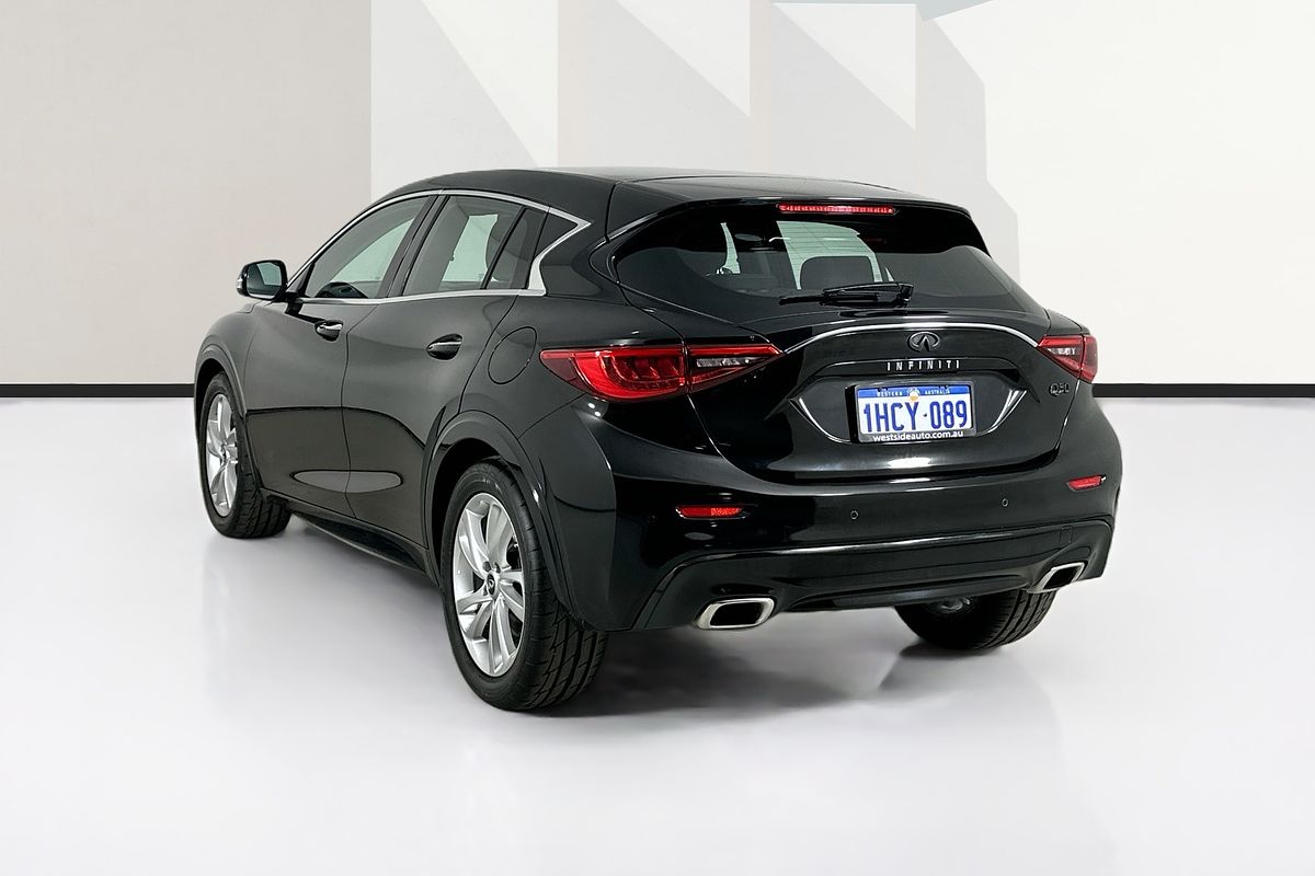 2017 INFINITI Q30 GT 1.6t H15