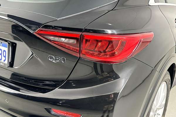 2017 INFINITI Q30 GT 1.6t H15
