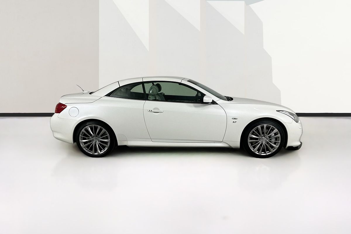 2015 INFINITI Q60 3.7 S PREMIUM