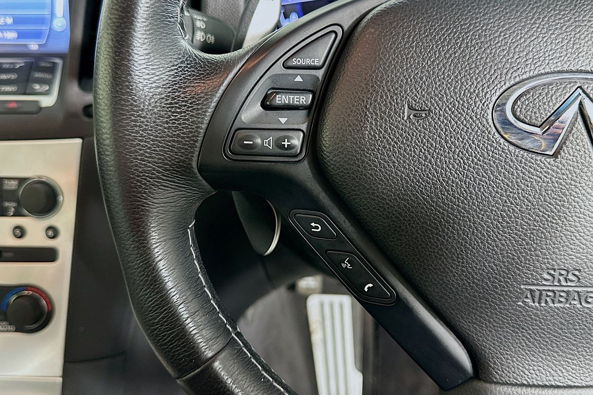 2015 INFINITI Q60 3.7 S PREMIUM
