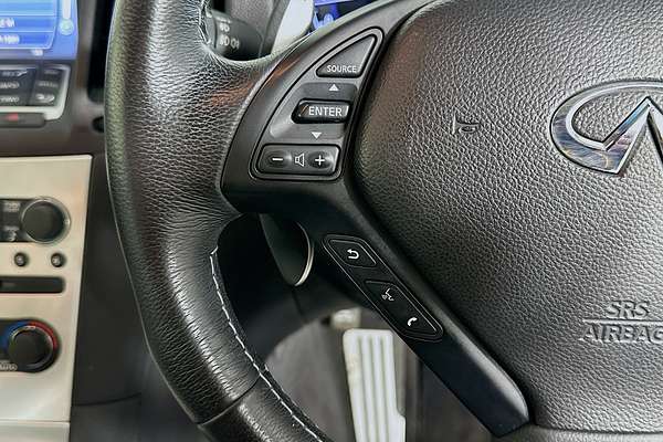 2015 INFINITI Q60 3.7 S PREMIUM