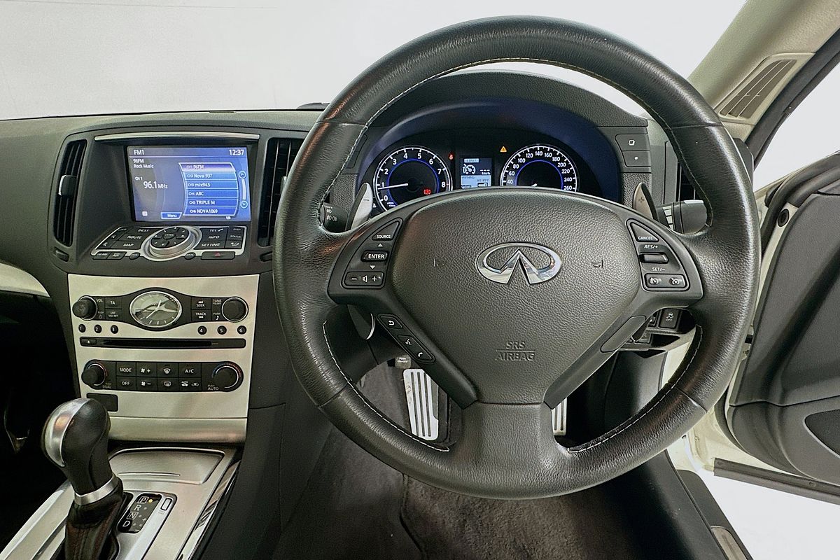 2015 INFINITI Q60 3.7 S PREMIUM
