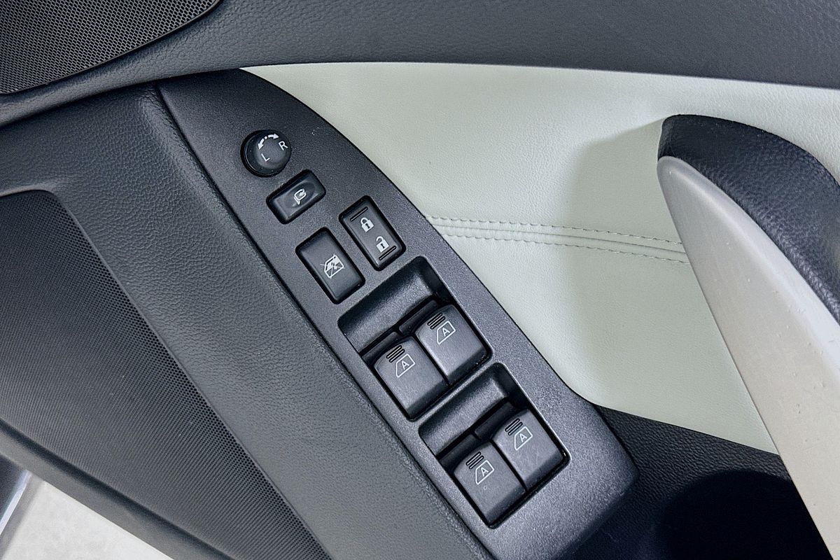 2015 INFINITI Q60 3.7 S PREMIUM