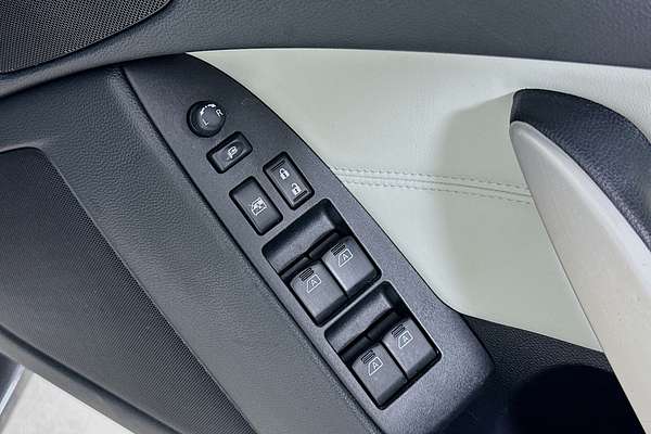 2015 INFINITI Q60 3.7 S PREMIUM