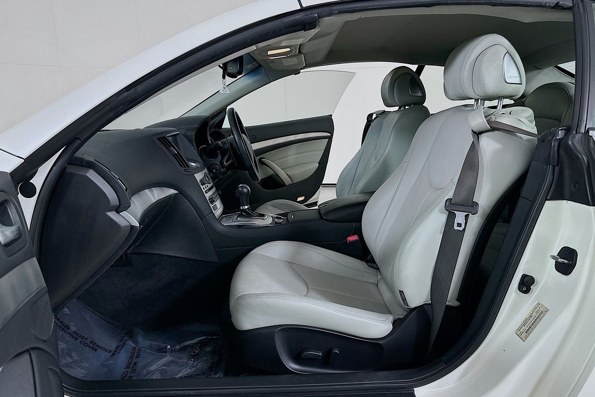 2015 INFINITI Q60 3.7 S PREMIUM
