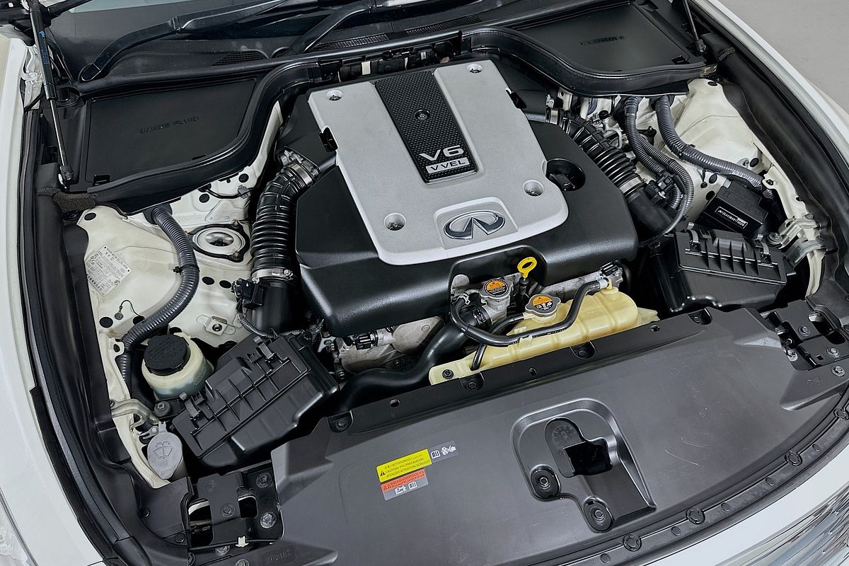 2015 INFINITI Q60 3.7 S PREMIUM