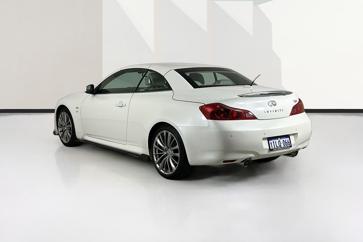 2015 INFINITI Q60 3.7 S PREMIUM